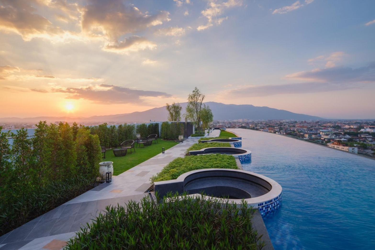 Luxury Condo Astra Sky River Condo Chiang Mai Zewnętrze zdjęcie